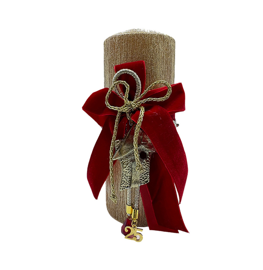 Decorative candle with metal element home